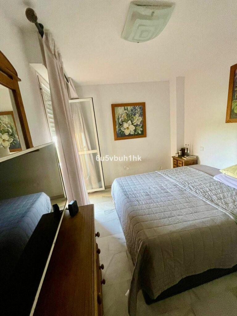 21470277b3f391ab00241e9e60ad29e8 - 12