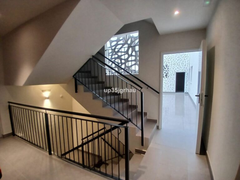 21ce40d0a84f7a7433cb15adb9f83ef7 - 7