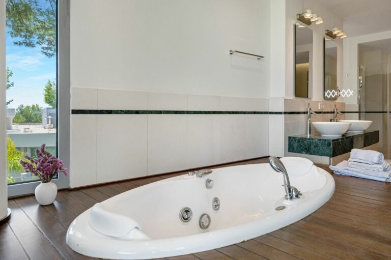 22ef613f86d7339c5fee3d875880120a - 16