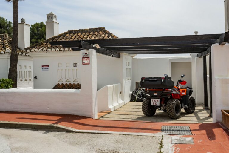 23697c3bd7a3ec8101240461eb414f36 - 5