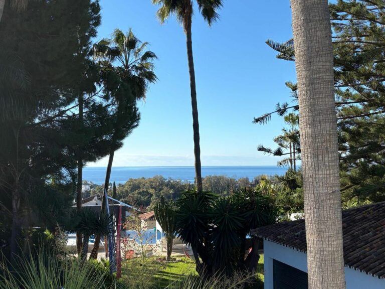 248ec893ba0f6739cf276de52ce8ce94 - 4