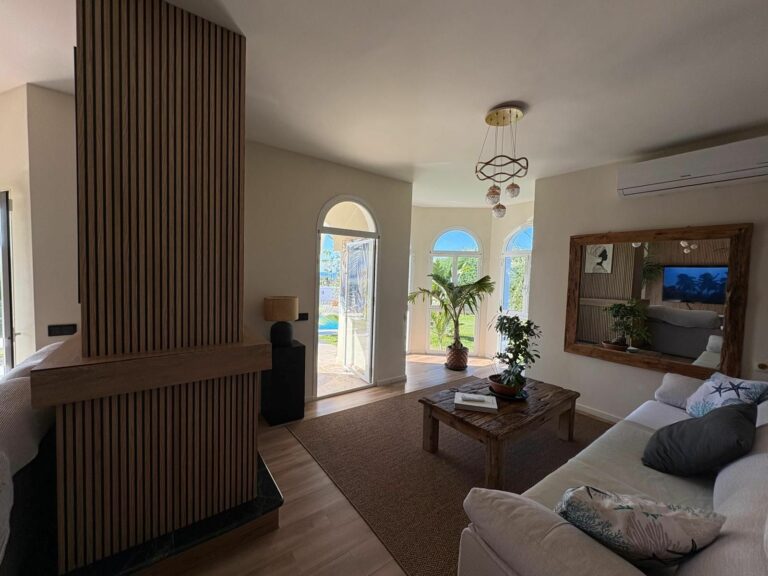 248ec893ba0f6739cf276de52ce8ce94 - 6