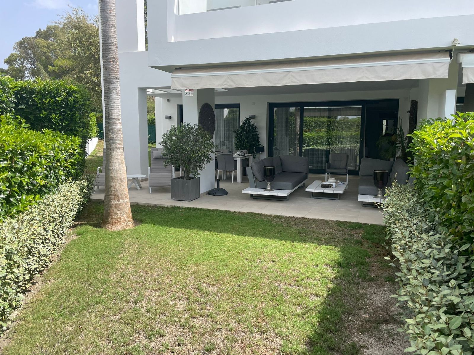 2494952738658ddef515fec1f2592c8e - 16