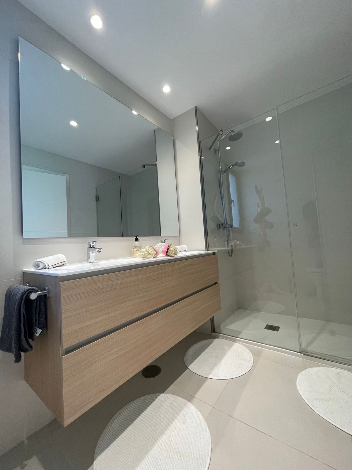 2494952738658ddef515fec1f2592c8e - 8