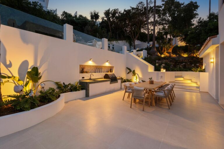 24a32bb69e45030a5401197ac7f49359 - 10