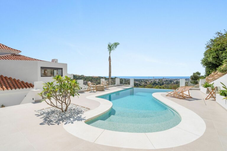 24a32bb69e45030a5401197ac7f49359 - 16