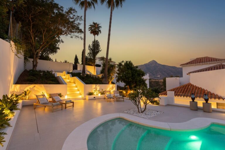 24a32bb69e45030a5401197ac7f49359 - 2