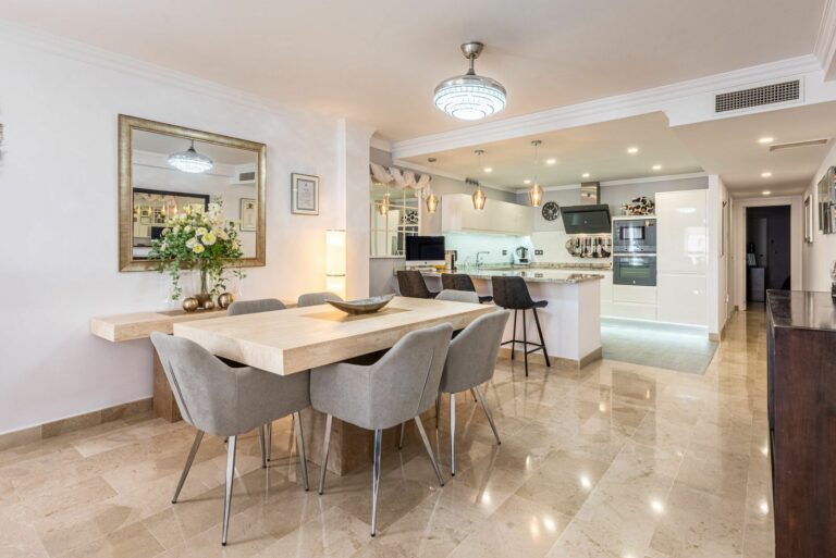 24d16de03fa714a629af02a5cfb4f8da - 11