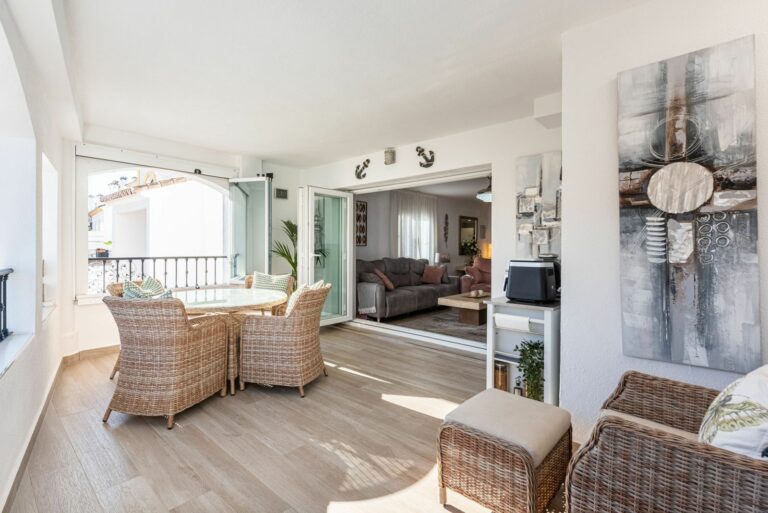 24d16de03fa714a629af02a5cfb4f8da - 9