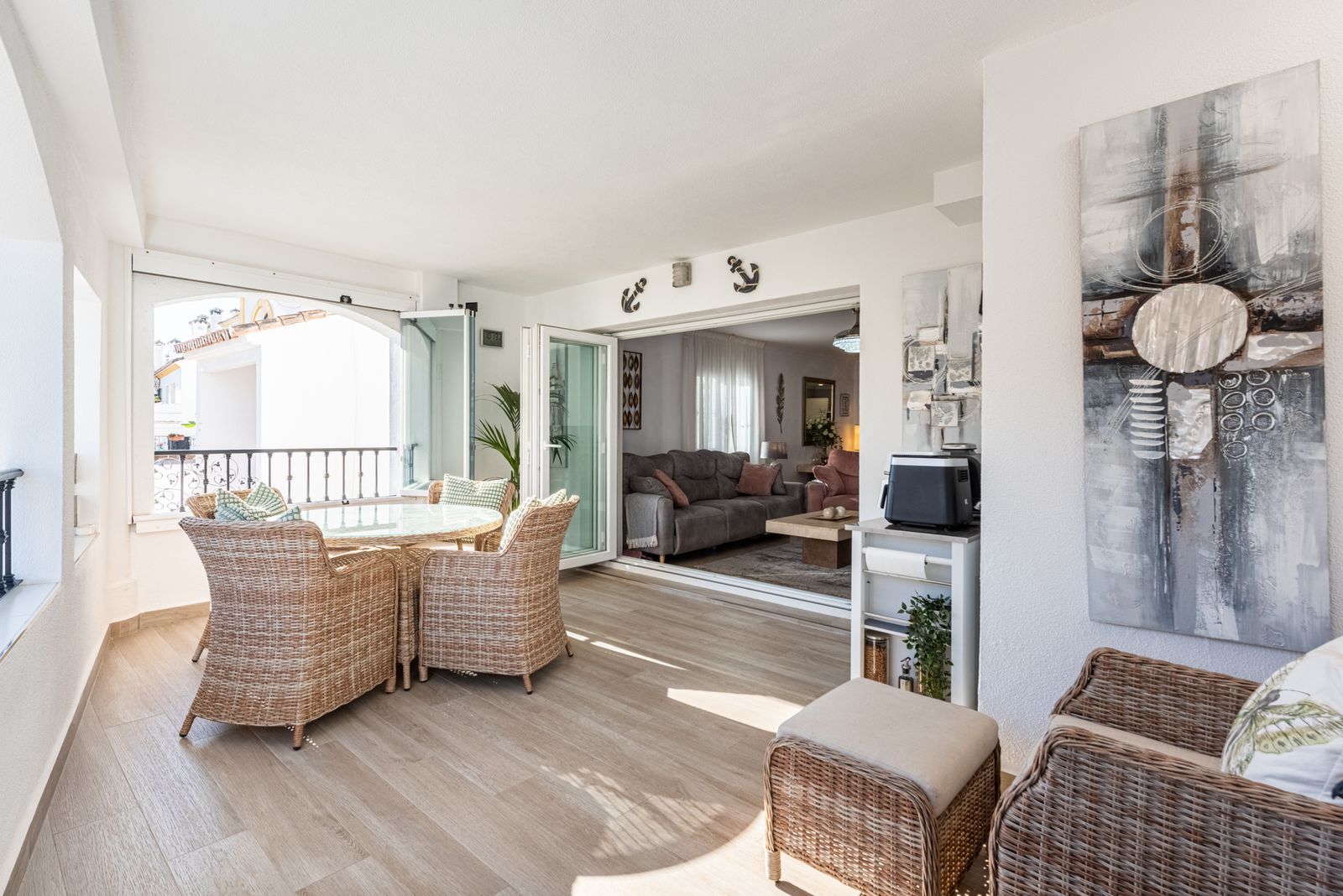 24d16de03fa714a629af02a5cfb4f8da - 9