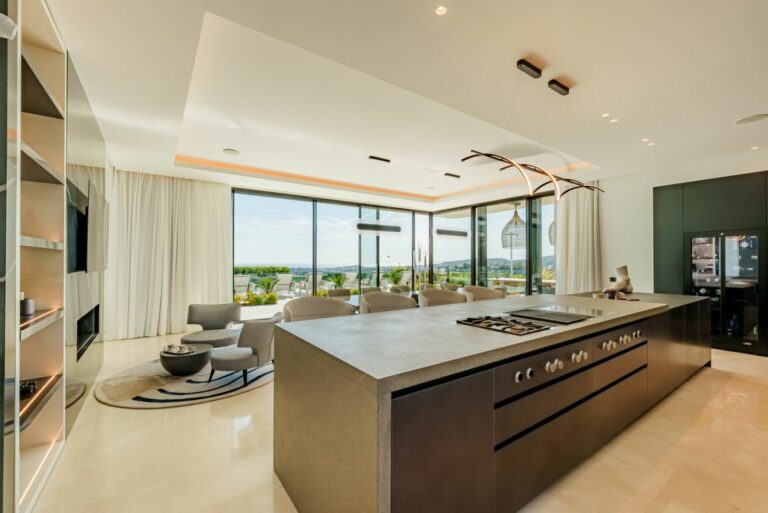 24f8e4a6f41a81d9ddf04e31dbd97bfc - 10