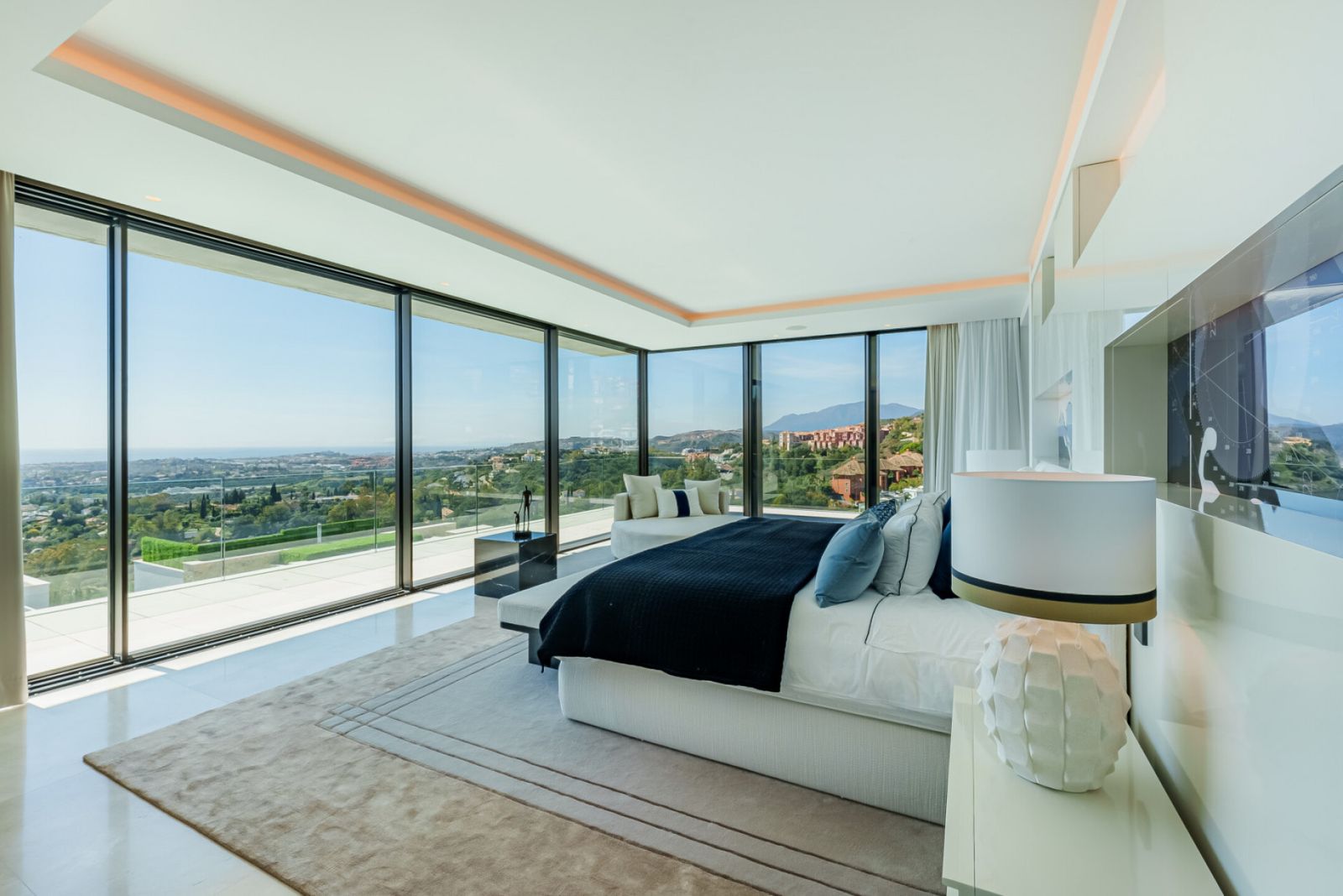 24f8e4a6f41a81d9ddf04e31dbd97bfc - 14