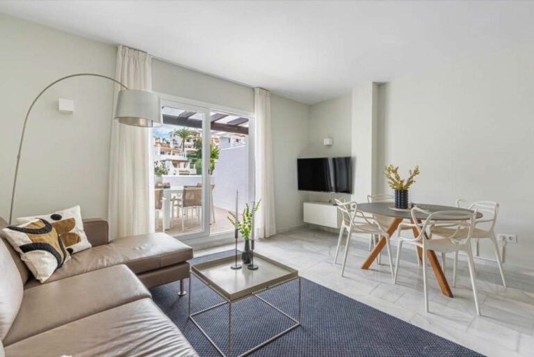 265c3d8023d328dac7a7b9903faa76fe - 12