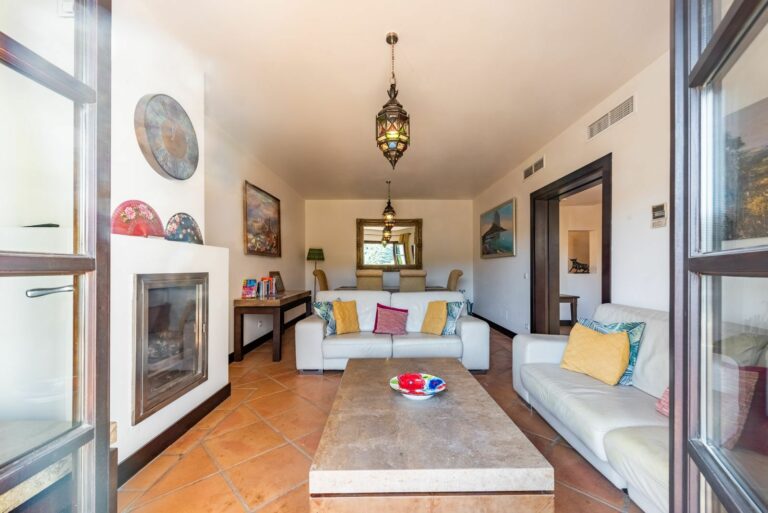 2673fa21883215109879fc2f961a5566 - 10