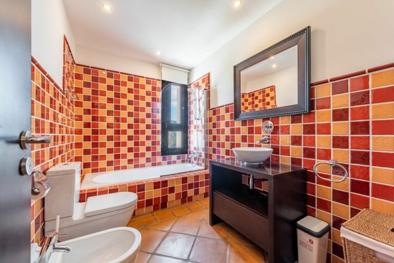 2673fa21883215109879fc2f961a5566 - 16