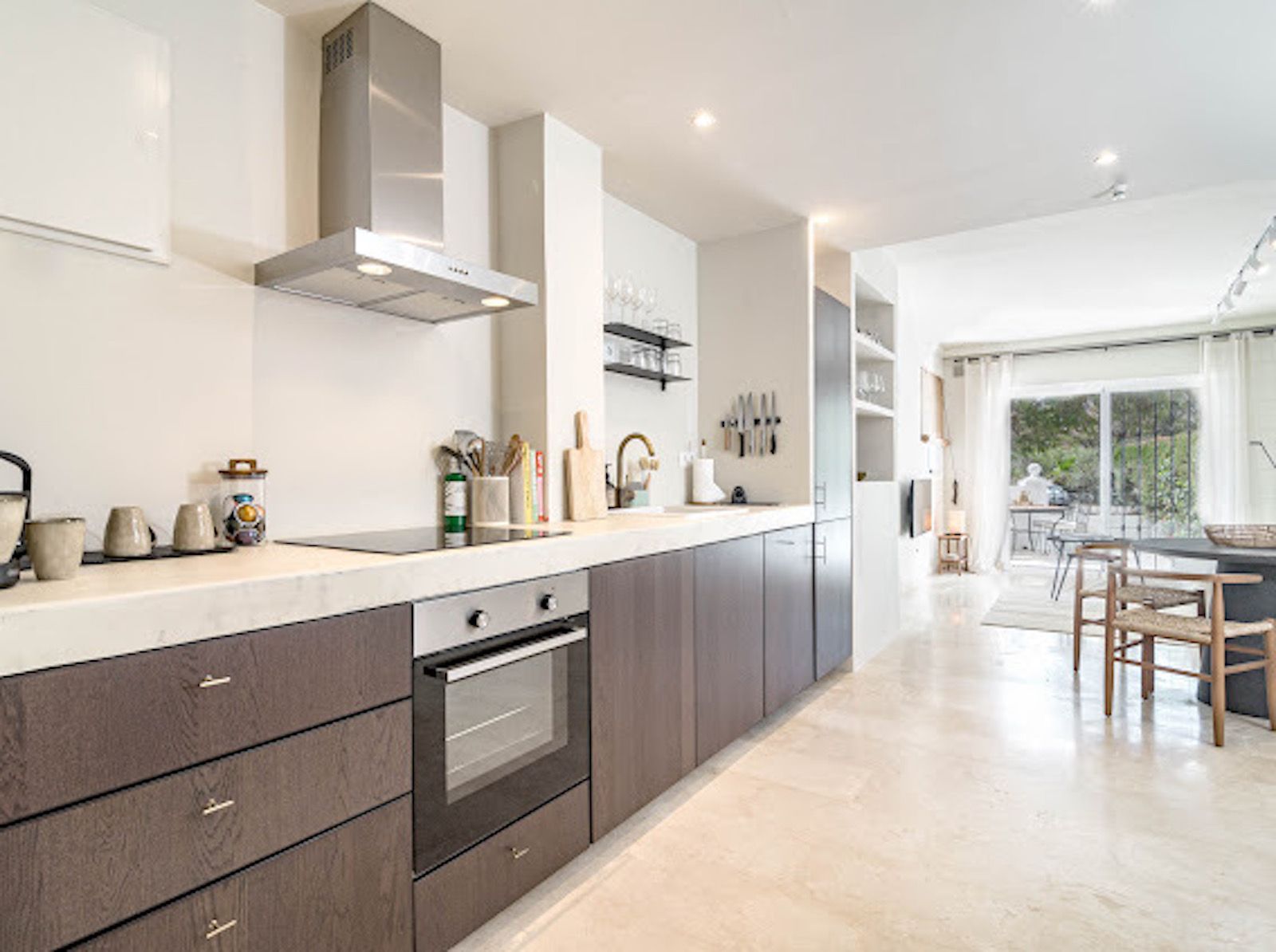 27e3cc0e8677232f0137e4ef464259dc - 10