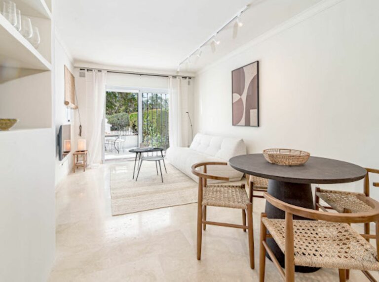 27e3cc0e8677232f0137e4ef464259dc - 6