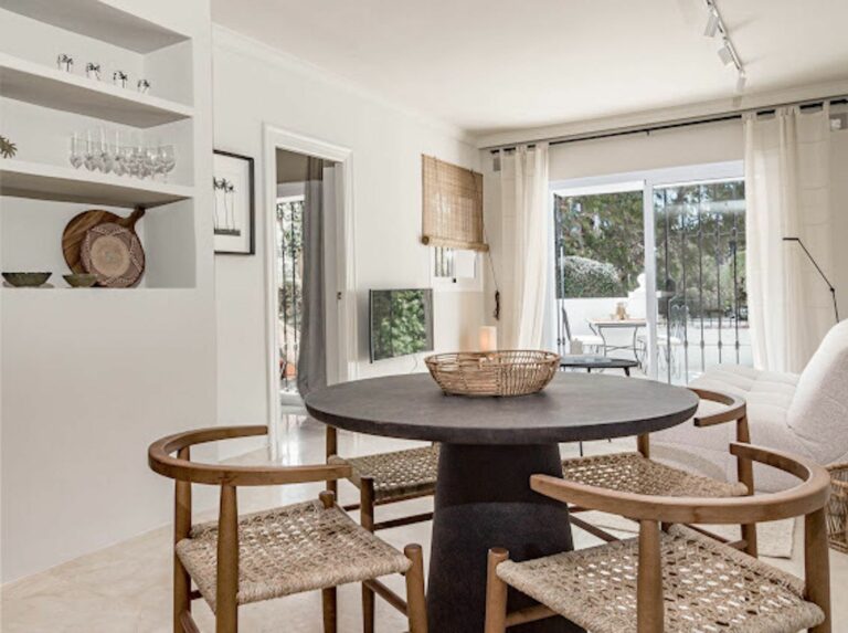 27e3cc0e8677232f0137e4ef464259dc - 7