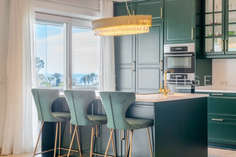 28cbed287ab5d8c95b6b6dce8797fce0 - 2