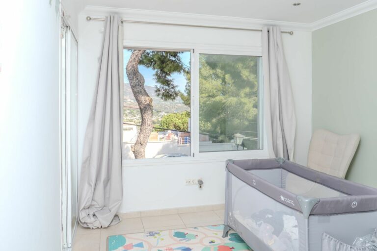 293d9739926a85cac21b6f510aeac89e - 15