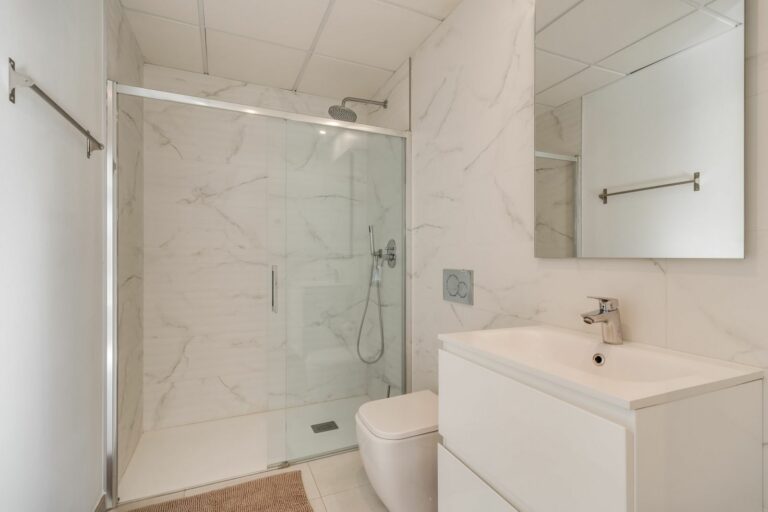 2a7795da32859c3874cd8eda0708482d - 12