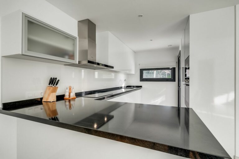 2a7795da32859c3874cd8eda0708482d - 9