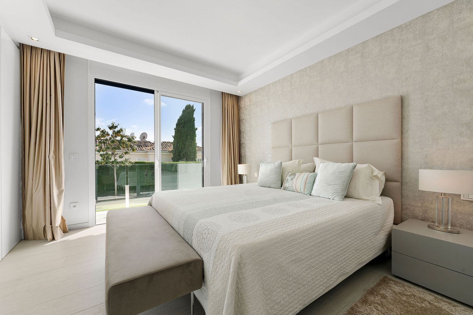 2a83d761baa6d5b1826e6469f548b15c - 16