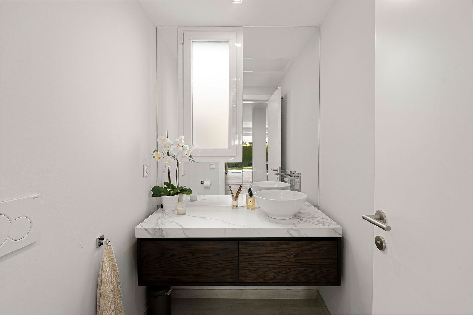 2a83d761baa6d5b1826e6469f548b15c - 9