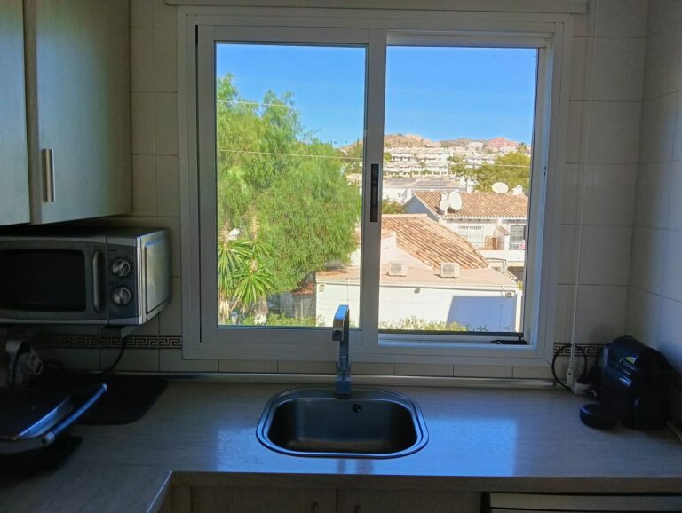 2a9cb2637db43ea64015c375cff16c85 - 13