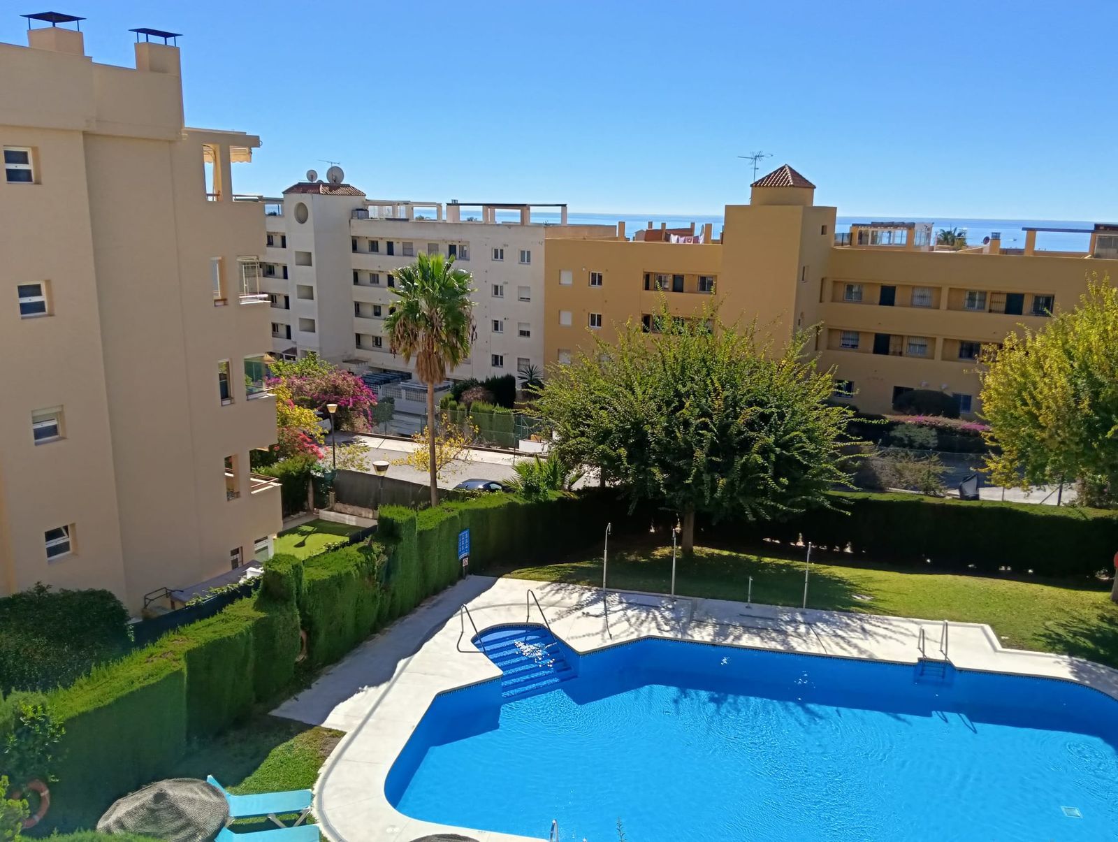 2a9cb2637db43ea64015c375cff16c85 - 16