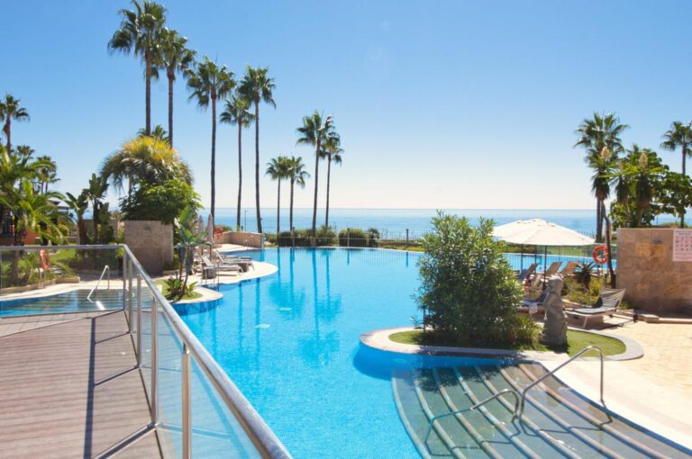 2be92d87b1ac94603c66bbac397d0998 - 1