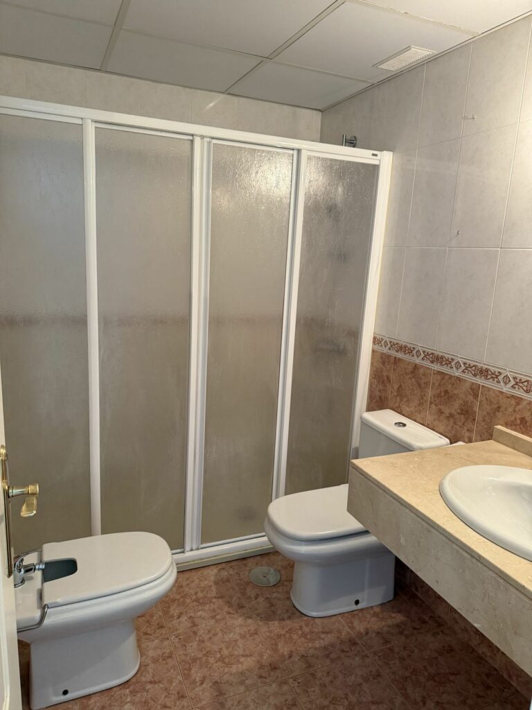 2c4f51593cbd86610327c381cf0c9069 - 11