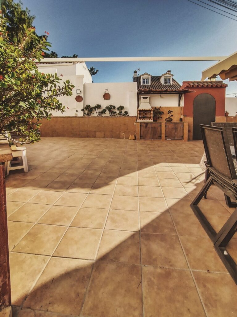 2c81bae9b62466ffd3d178fa67dc7c29 - 14