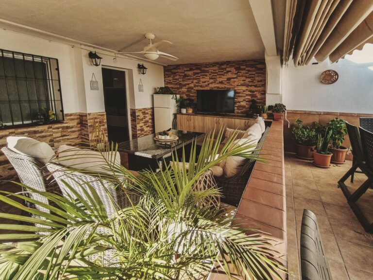 2c81bae9b62466ffd3d178fa67dc7c29 - 15