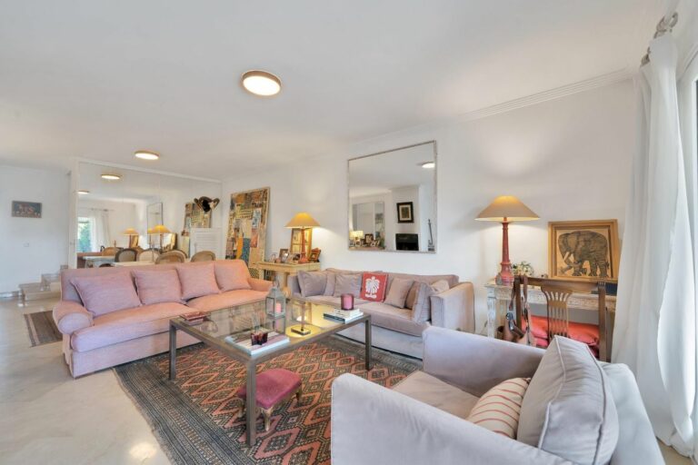 2d3aa501cc79edb8e9116c43a2590eac - 3