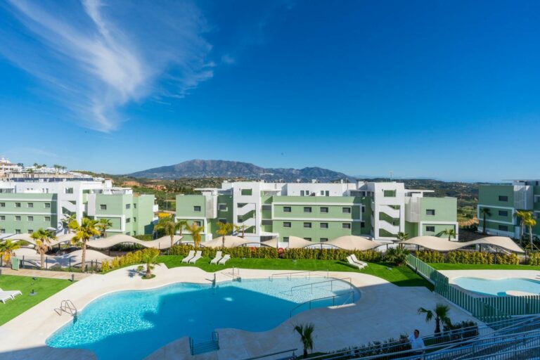 2e783322177d9221faac7dac6c9bb3db - 16