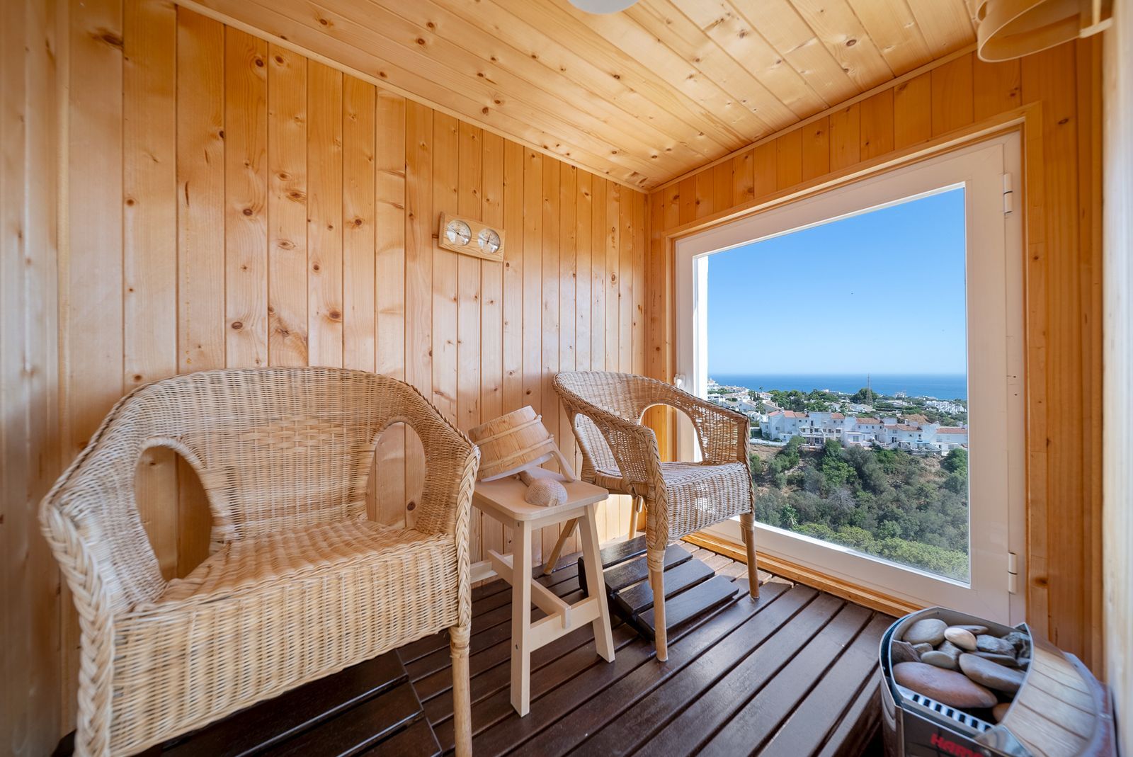 2ec0dc121b83455b5c243712e36e74df - 10