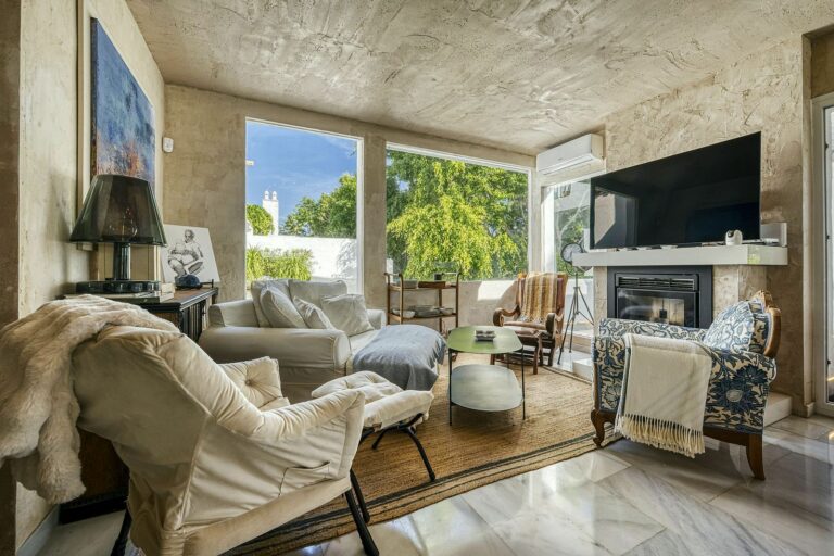 2fc191b36055db699e4b229126312955 - 15