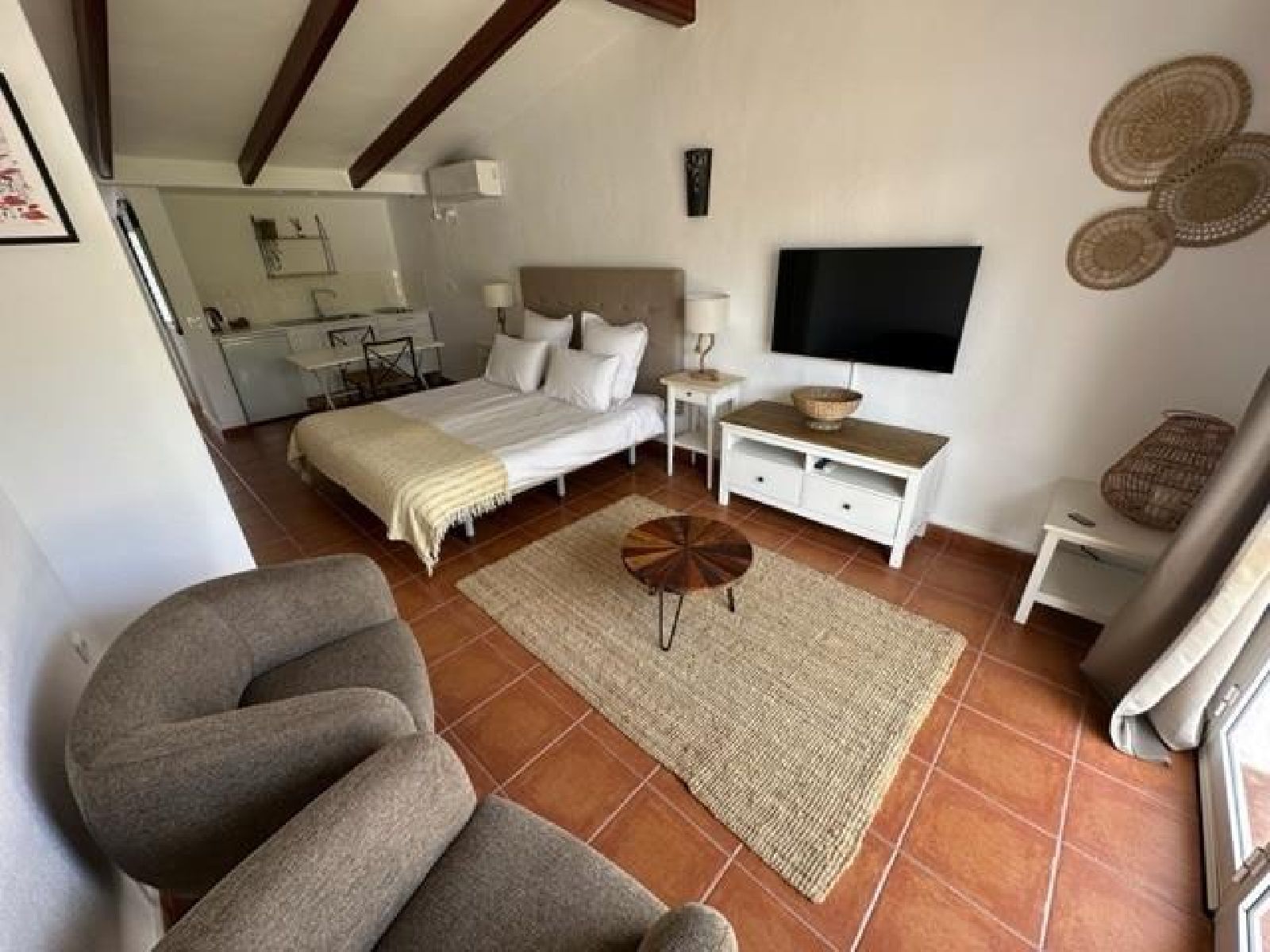 300b5d46a8a78a4fb2cdc09fac5cb058 - 10