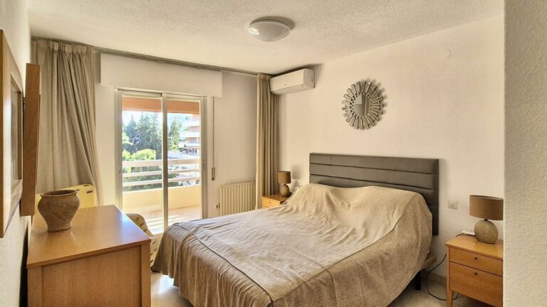 3045082f6e116a26bee21a9a5a85cb46 - 11