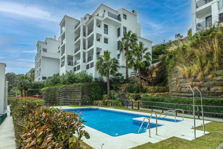 308cf77a4fdd2623ce4ea3c4c574d080 - 1