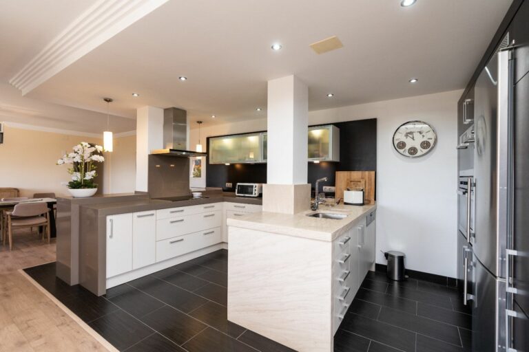 3090a00bf475f89489aa869502bed81d - 9