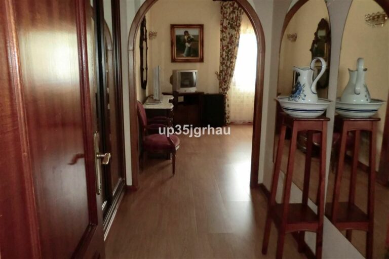 30a5217c62b7bcac26c6ea42575f3e95 - 12