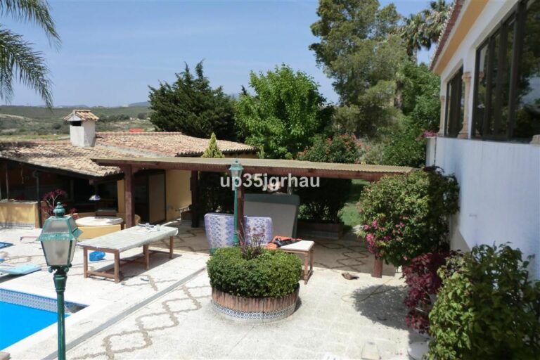 30a5217c62b7bcac26c6ea42575f3e95 - 3