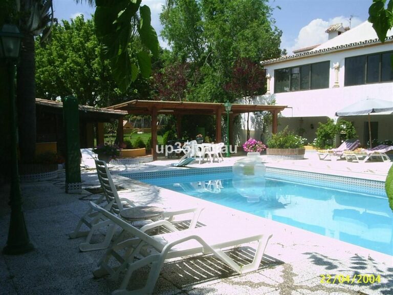 30a5217c62b7bcac26c6ea42575f3e95 - 6