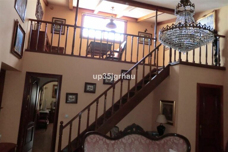 30a5217c62b7bcac26c6ea42575f3e95 - 7