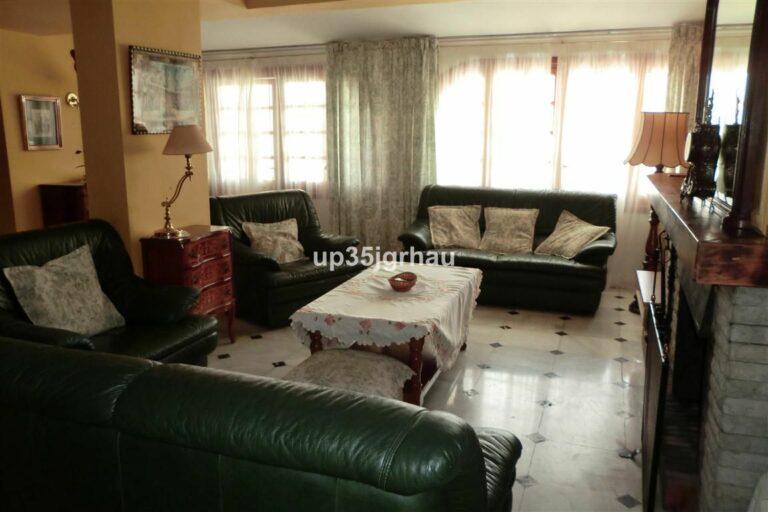 30a5217c62b7bcac26c6ea42575f3e95 - 8