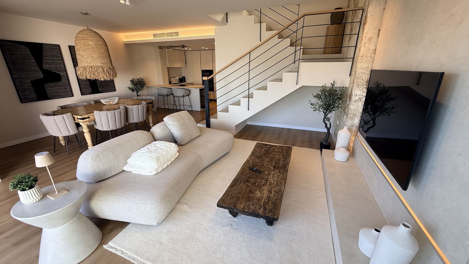 30d05b8536bd3e0eb07e707628cc950c - 13