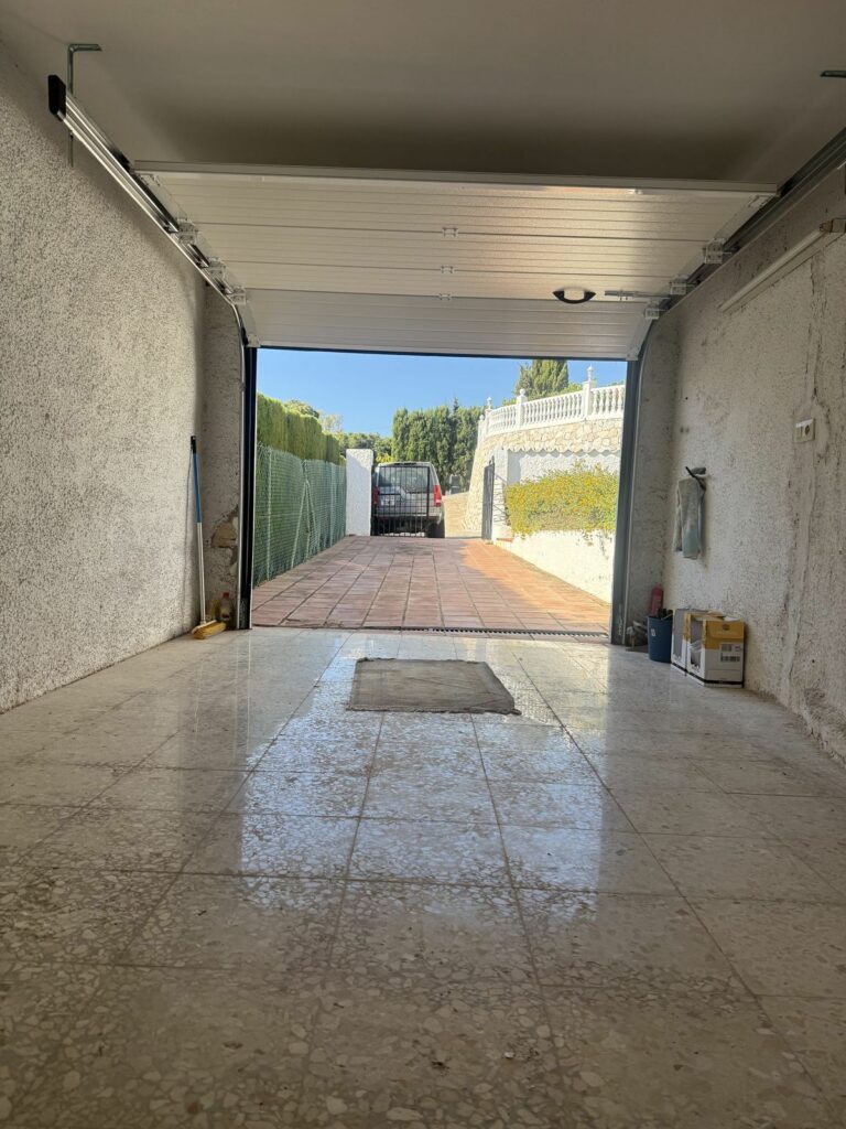 3130580224c363ca1aa44e8793010ff8 - 12