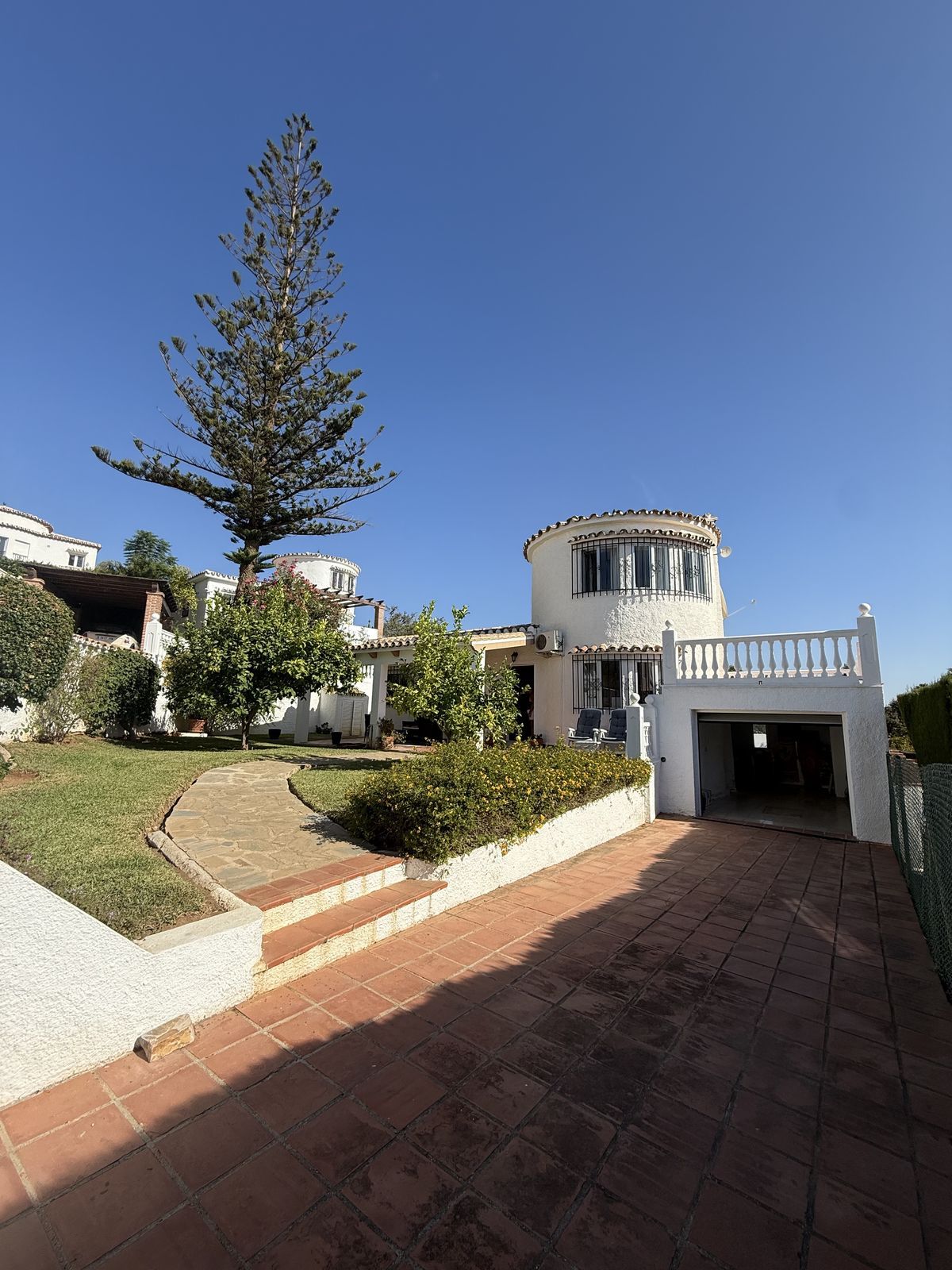 3130580224c363ca1aa44e8793010ff8 - 2